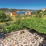 Lovely In * Supetarska Draga
